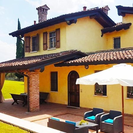 Casa Vacanze Soleluna Montichiari Bagian luar foto