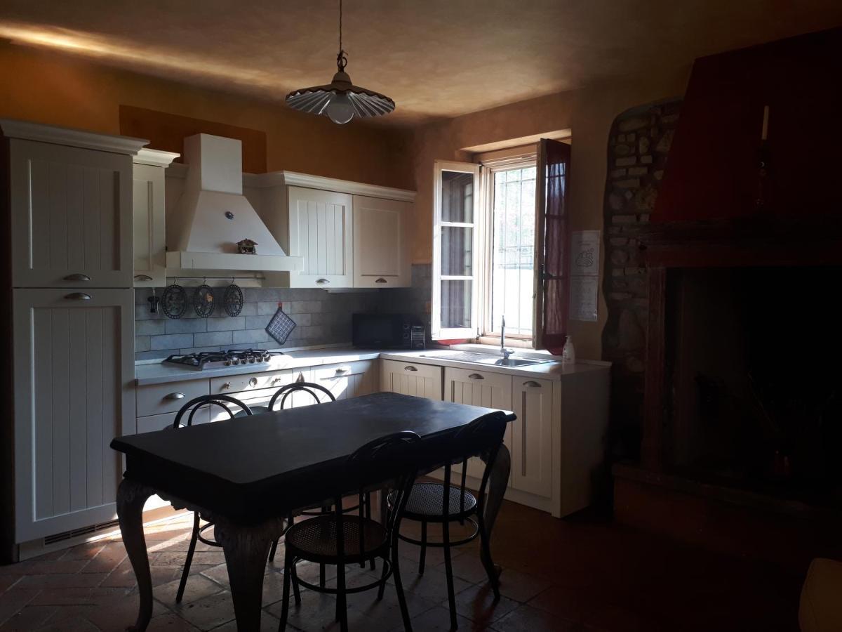 Casa Vacanze Soleluna Montichiari Bagian luar foto