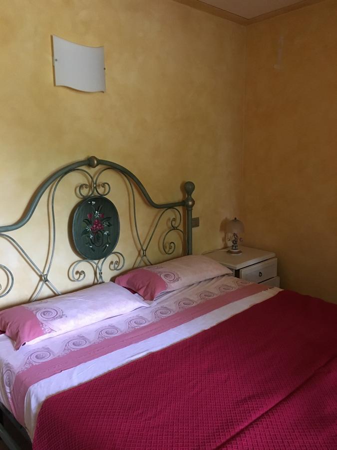 Casa Vacanze Soleluna Montichiari Bagian luar foto