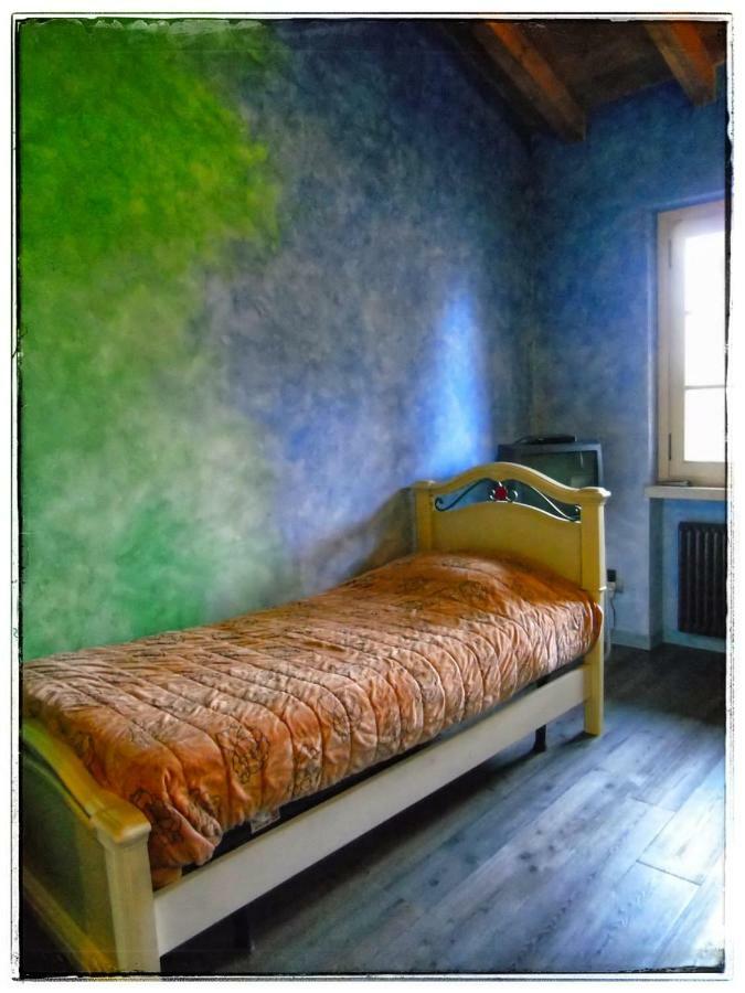 Casa Vacanze Soleluna Montichiari Bagian luar foto