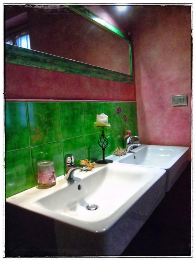 Casa Vacanze Soleluna Montichiari Bagian luar foto
